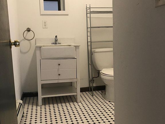 5th image of 585 Lafayette Ave APT 202