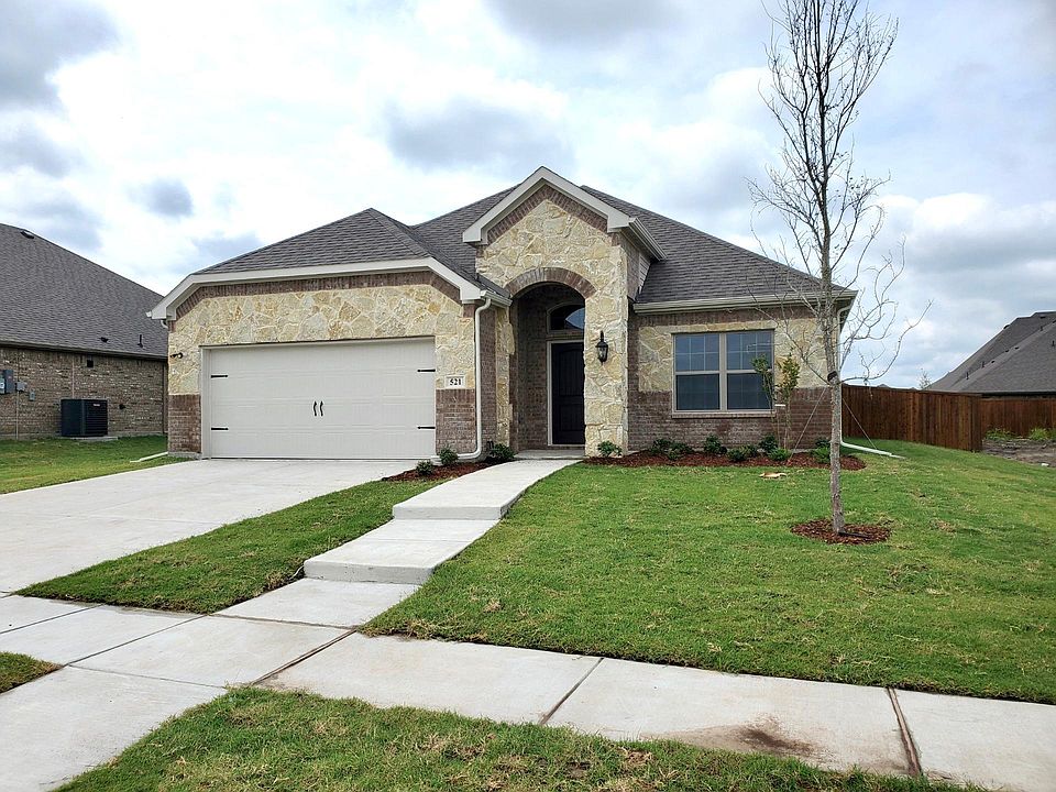 1st image of 521 Oleander Dr