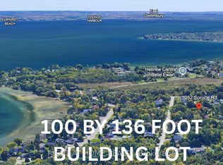 1052 Spruce Rd, Innisfil, ON L0L 1C0