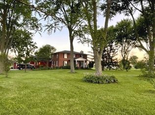 49W161 Hinckley Rd, Big Rock, IL 60511