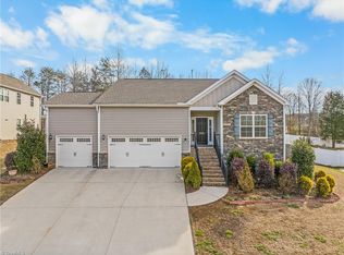 325 High Knoll Dr, Walkertown, NC 27051