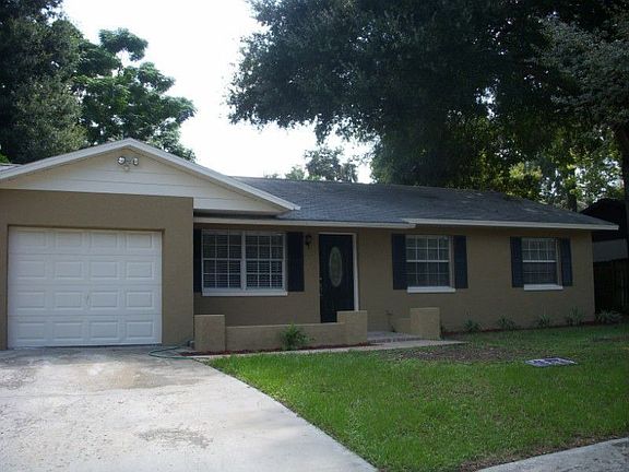 2nd image of 1327 Oak Valley Dr