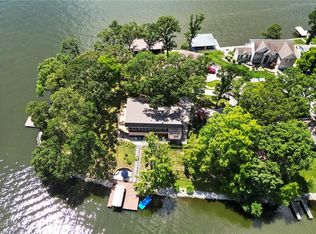 1823 Port Ln, Worden, IL 62097