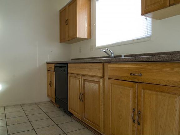 5th image of 10814 George Archer Dr