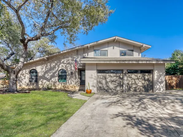 13922 Sugarberry Woods Street, San Antonio, TX 78249