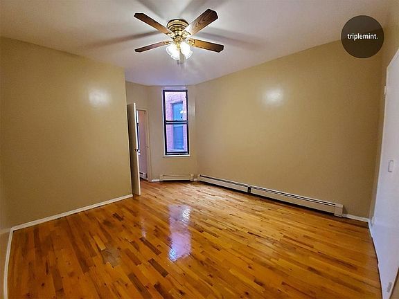 5th image of 924 Hancock St APT 3D