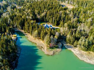 10 White Birch Ln, Deer Isle, ME 04627