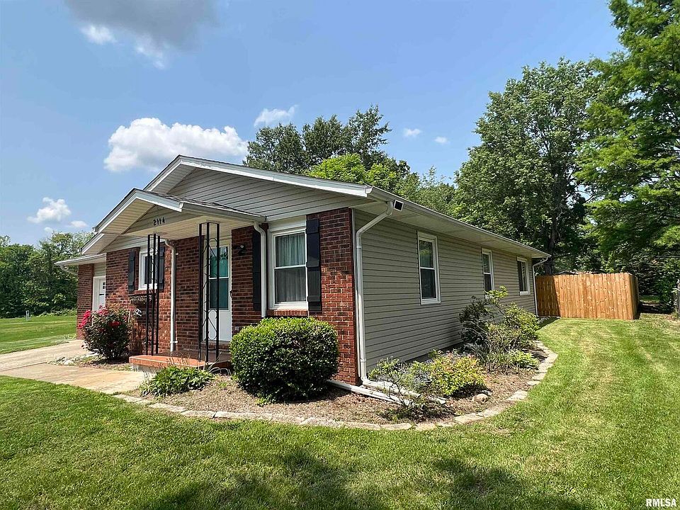 1st image of 2114 W Partridge Ln