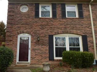 7819 Montero Dr, Prospect, KY 40059