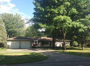 2037 Flanders Rd, Charlotte, MI 48813