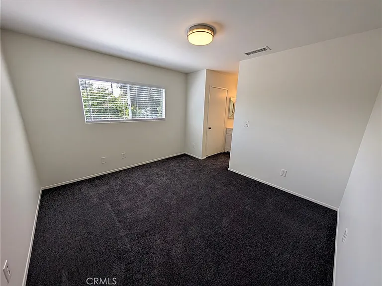 529 E Colorado Blvd #D — Photo 27