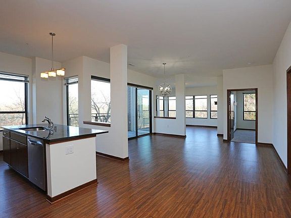 mequon-town-center-mequon-wi-3br---n306 (2)_01312019