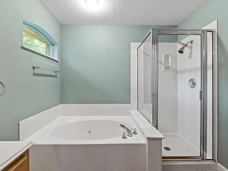 1310 Brighton Bend Ln — Photo 18