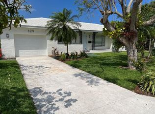 329 Alhambra Pl, West Palm Beach, FL 33405