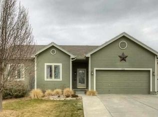 14960 Queens Dr, Omaha, NE 68116