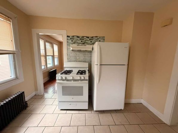227 County St #2A