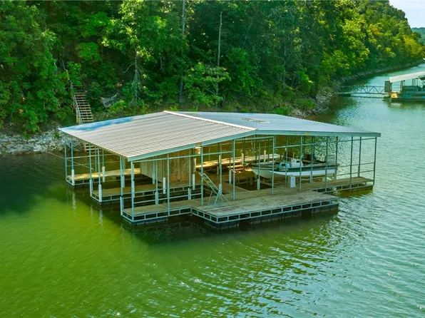 10435 Hickory Hills Dr, Rogers, AR 72756