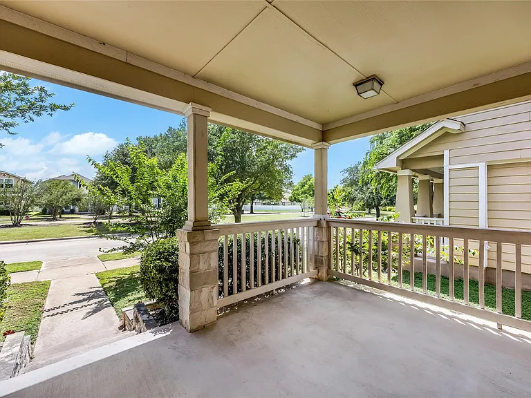 710 Craters Of The Moon Blvd — Photo 10