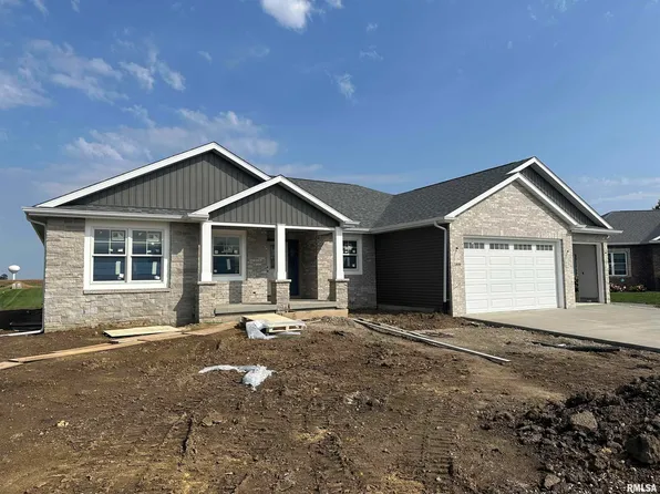 1209 Chimney Rock Ct, Sherman, IL 62684