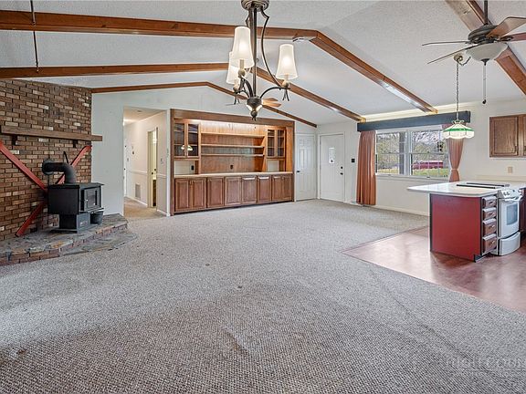 5th image of 762 George Eggers Road