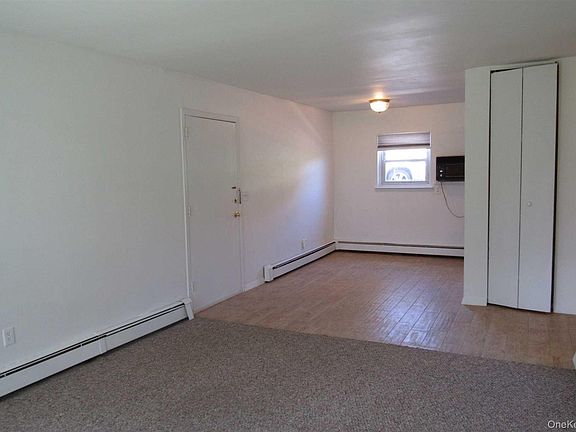 4th image of 12 Alpine Dr APT C