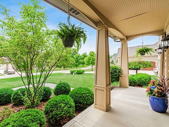 3rd image of 8415 Mallard Cir