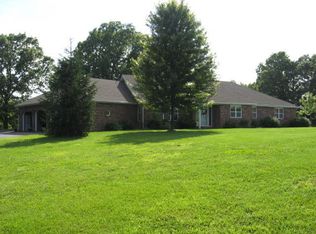 1137 Goss Cave Rd, Seymour, MO 65746