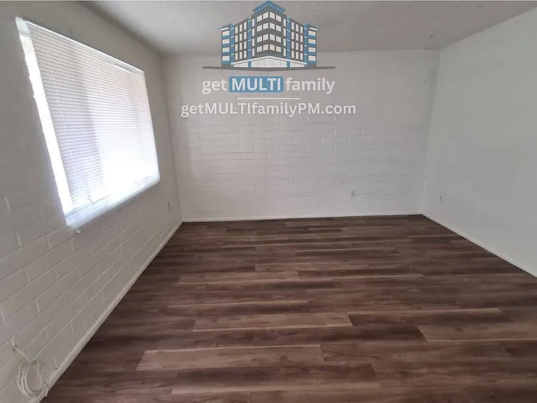 8407 E Coronado Rd #4 — Photo 23