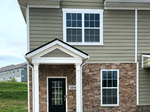 1054 Woodbridge Blvd, Lebanon, TN 37090