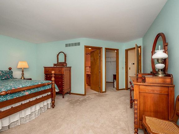 5th image of 5842 Bayou Ct #51