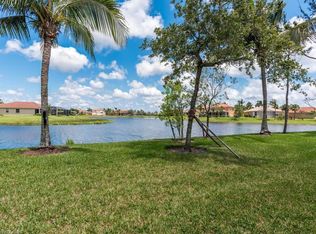 14286 Manchester Dr, Naples, FL 34114