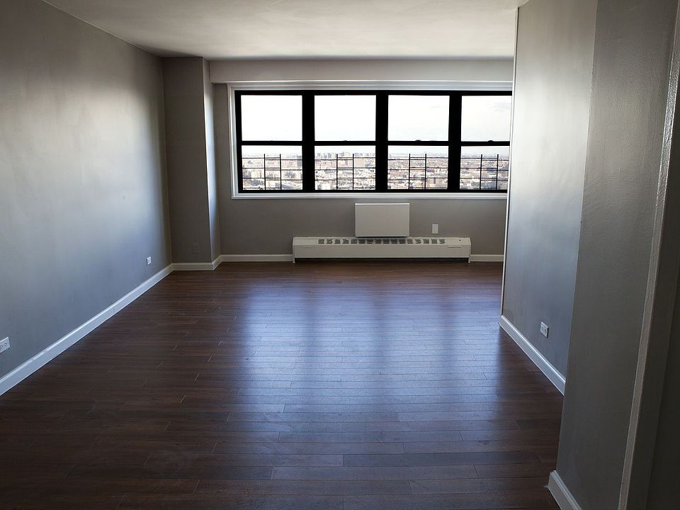 2nd image of 1700 Bedford Ave APT 20O