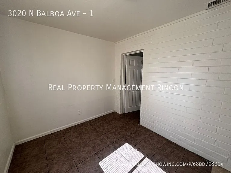 3020 N Balboa Ave #1 — Photo 6