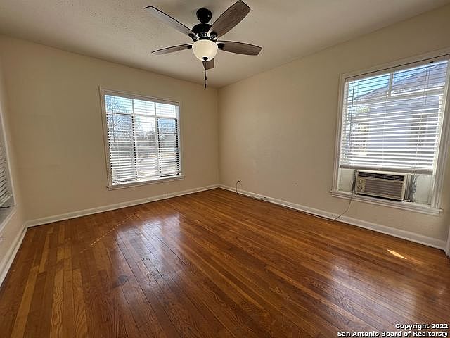 1st image of 2521 Cincinnati Ave