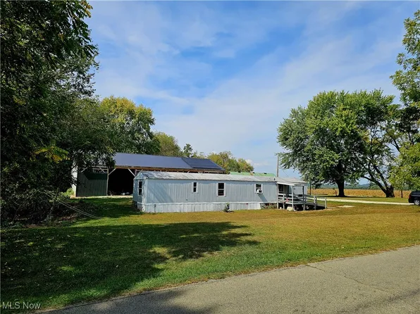 21277 County Road 106, Newcomerstown, OH 43832
