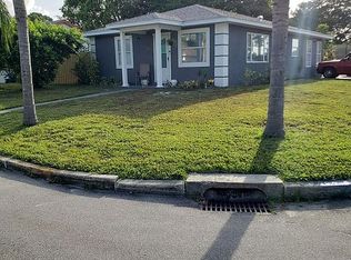 2211 19th St W, Bradenton, FL 34205