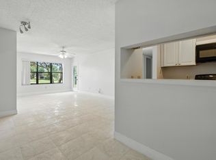 4281 W McNab Rd #16-R, Pompano Beach, FL 33069