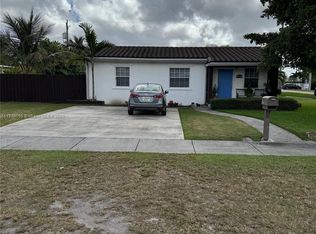 7590 SW 30th St, Miami, FL 33155