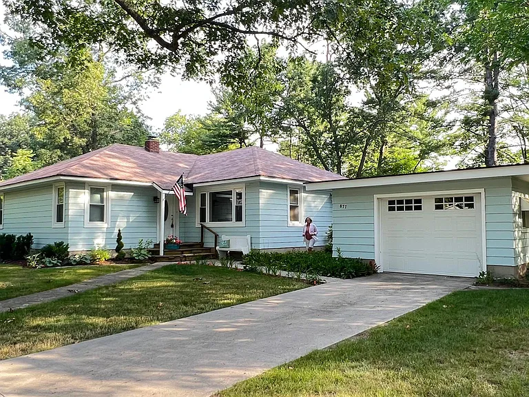 877 Indian Trail Blvd — Photo 20
