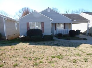 132 Boardwalk Dr, Inman, SC 29349