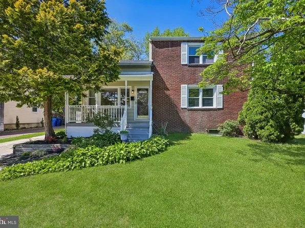 515 Devon Rd, Moorestown, NJ 08057