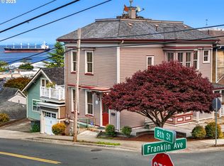 584 8th St, Astoria, OR 97103