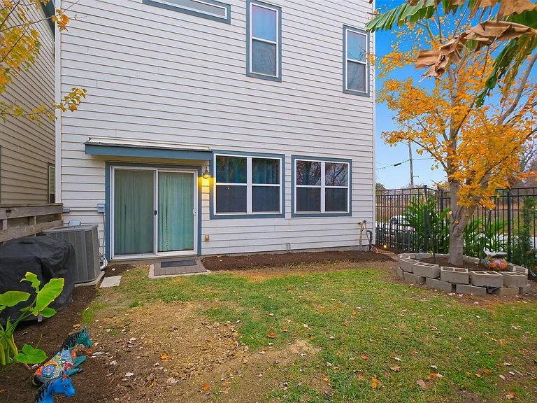 603 Press St — Photo 2