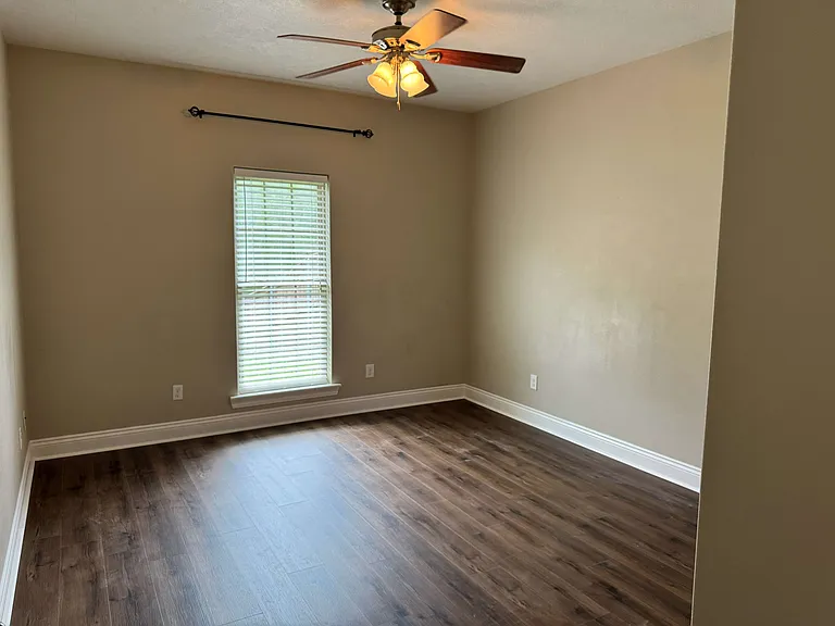 105 Small Oaks Rd — Photo 18