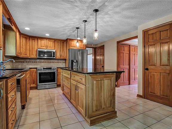 3rd image of 5102 Eastbrooke Pl