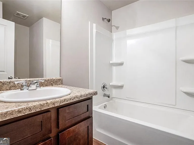 4043 Avalon Rd SW — Photo 10