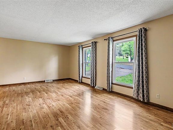 3rd image of 1108 Mimosa Ct