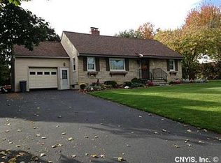 227 Knowell Rd, Camillus, NY 13031