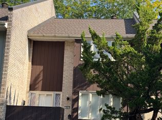 385 Carver Dr, Bethlehem, PA 18017