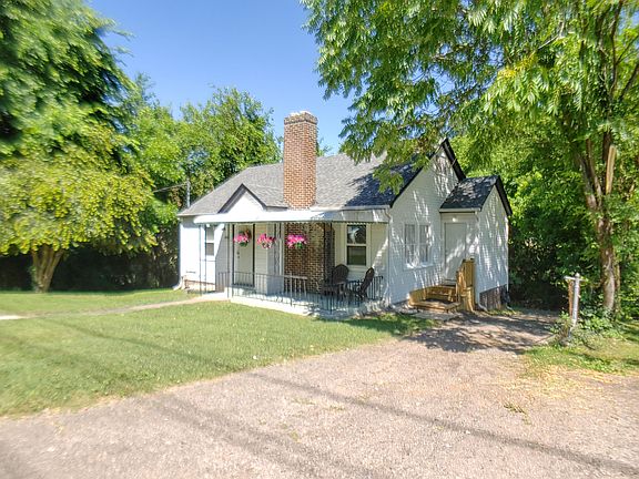 2nd image of 3609 Lilac Ave